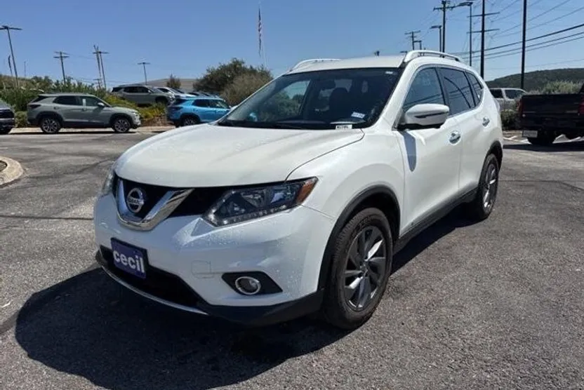 2016 Nissan Rogue SL photo 1