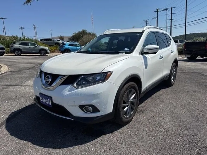 2016 Nissan Rogue SL photo 1