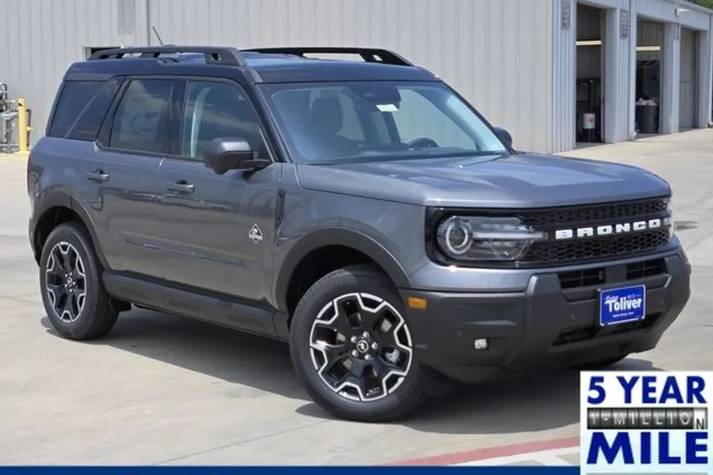 2025 Ford Bronco Sport Outer Banks photo 1
