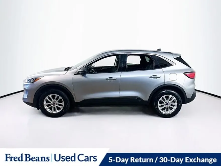 2022 Ford Escape SE photo 1