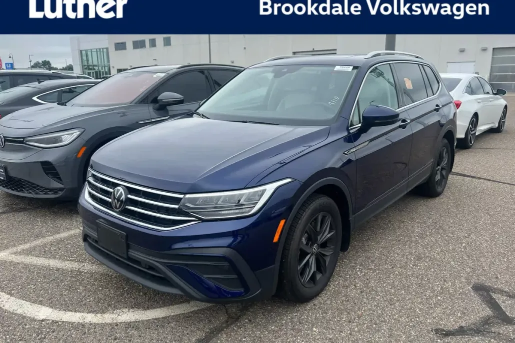 2024 Volkswagen Tiguan SE Wolfsburg Edition photo 1