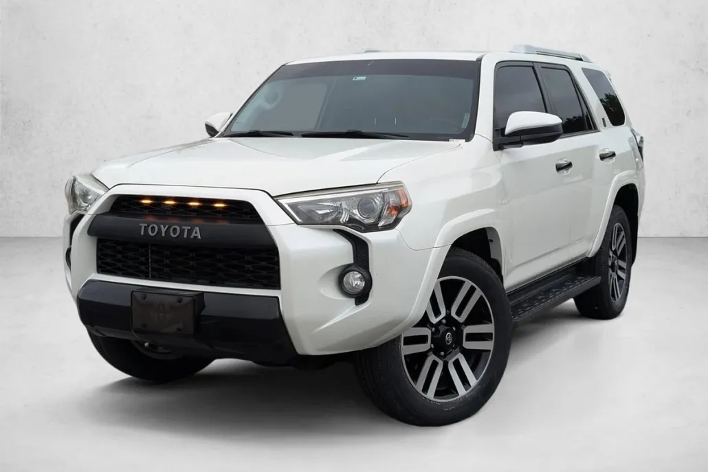 2019 Toyota 4Runner SR5 Sport photo 1