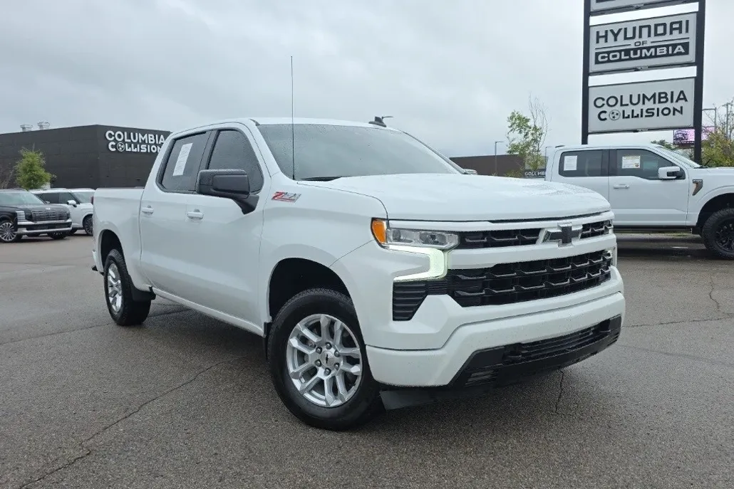 2022 Chevrolet Silverado 1500 RST photo 1