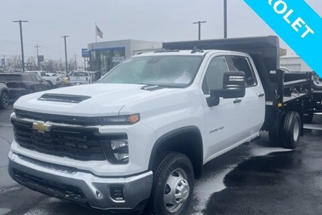 2025 Chevrolet Silverado 3500HD Work Truck photo 1
