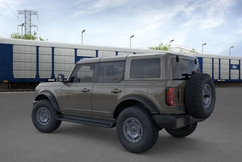 2025 Ford Bronco Outer Banks photo 1