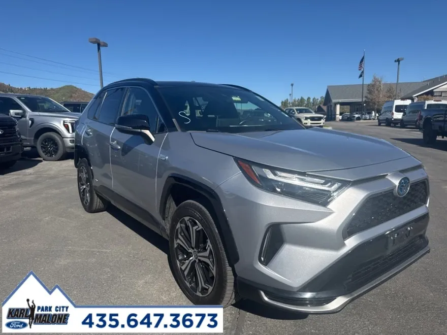 2022 Toyota RAV4 Prime XSE photo 1