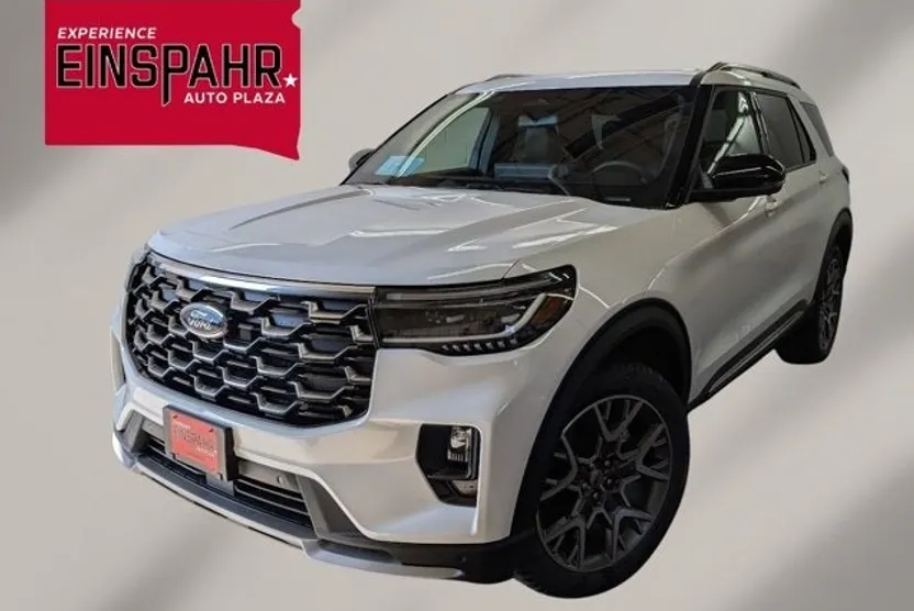 2025 Ford Explorer Platinum photo 1
