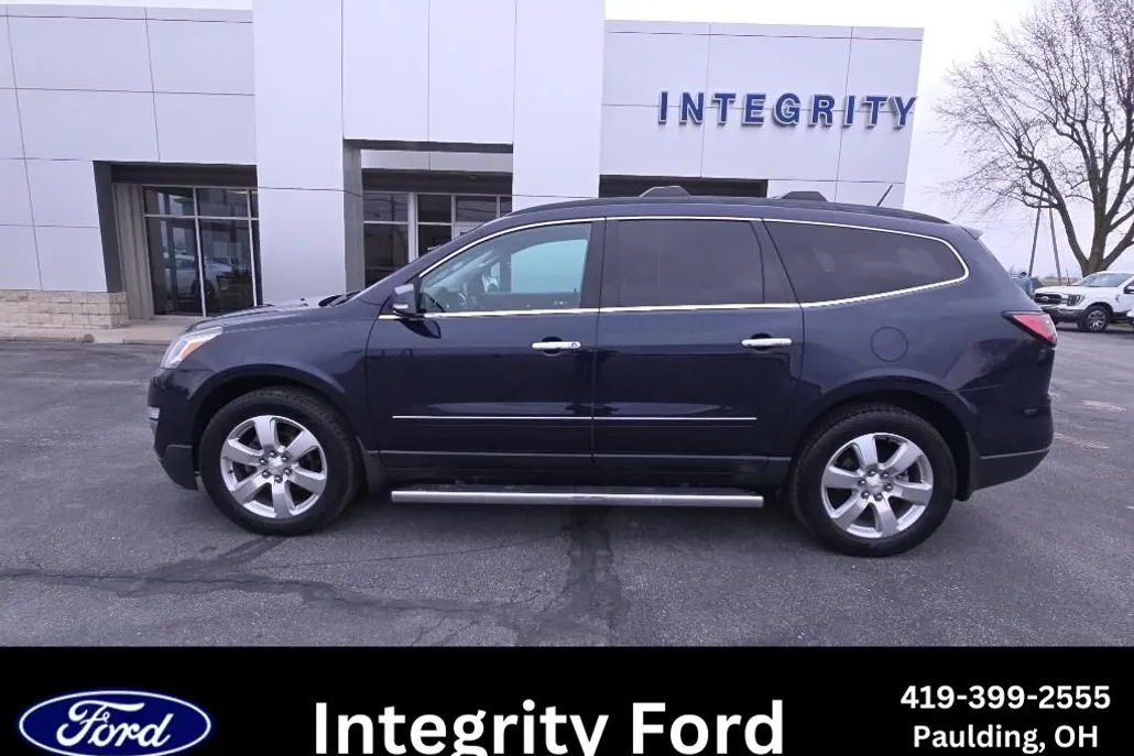 2017 Chevrolet Traverse Premier photo 1