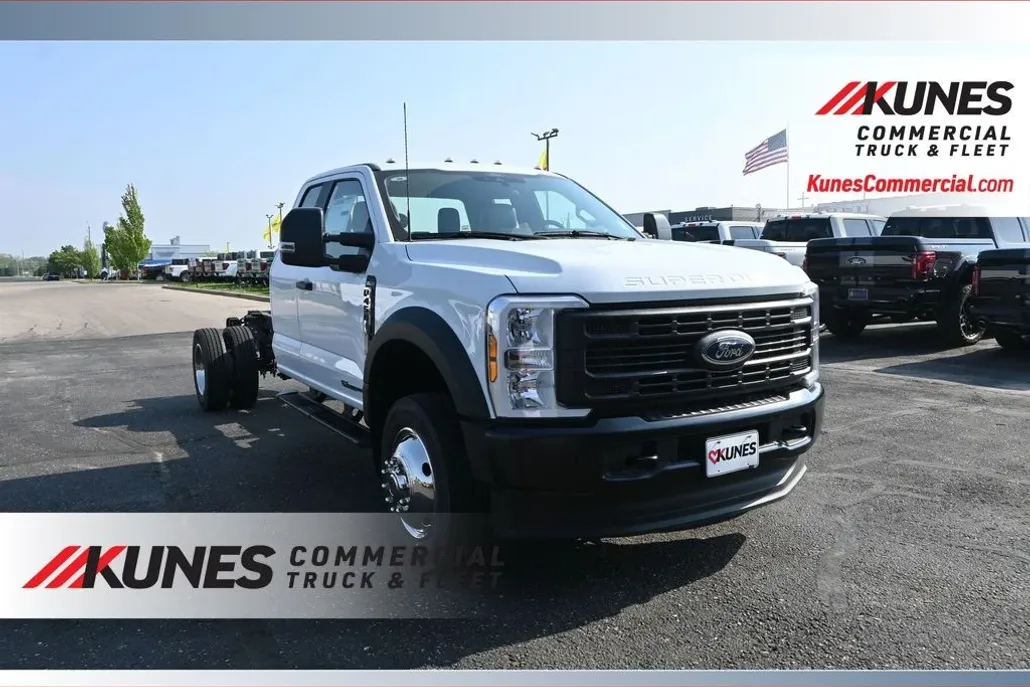 2024 Ford F-450 XL photo 1
