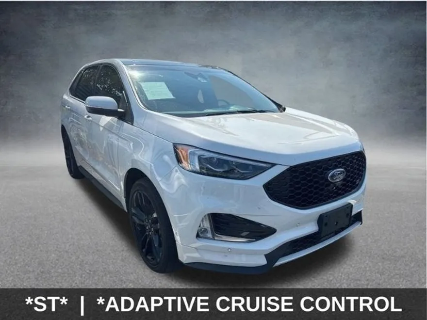 2022 Ford Edge ST photo 1