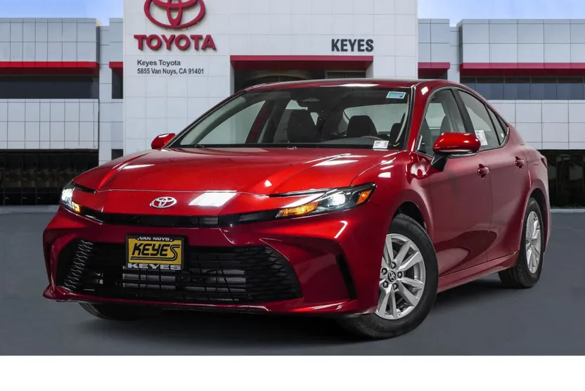 2025 Toyota Camry LE photo 1