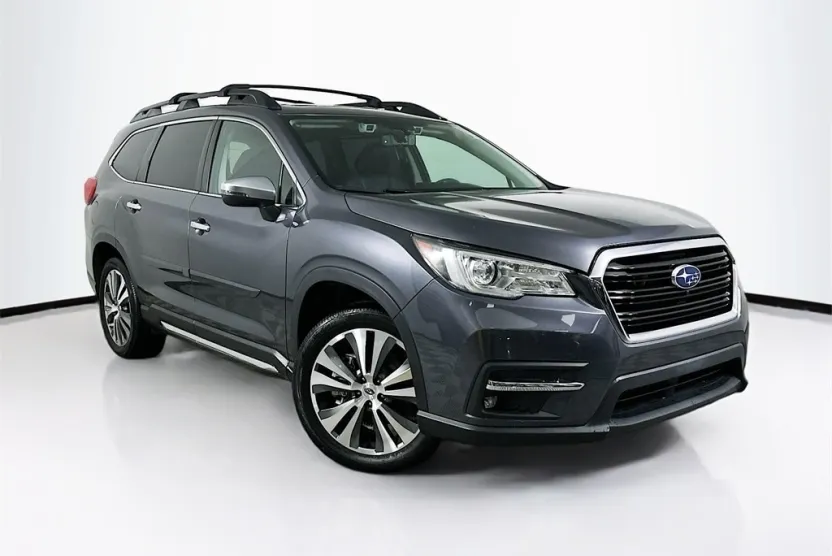 2022 Subaru Ascent Touring photo 1