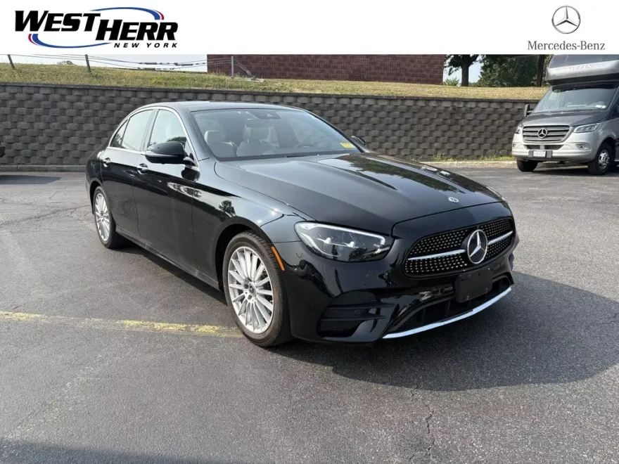 2023 Mercedes Benz E 350 4MATIC Sedan photo 1