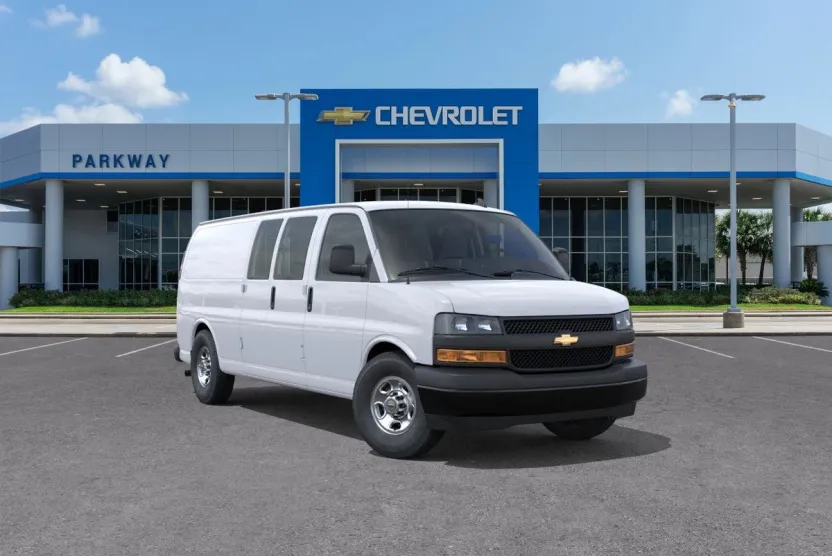 2025 Chevrolet Express photo 1