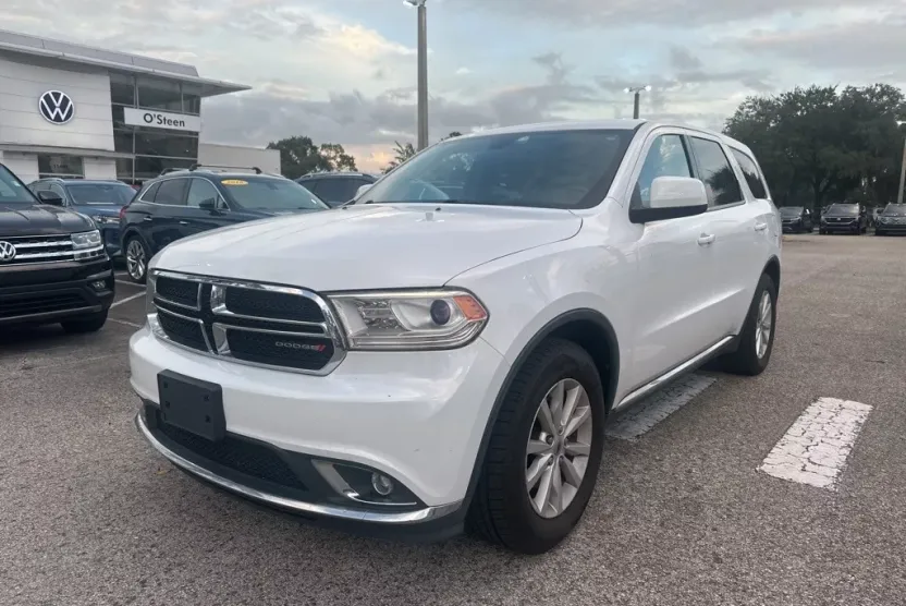 2020 Dodge Durango SXT photo 1