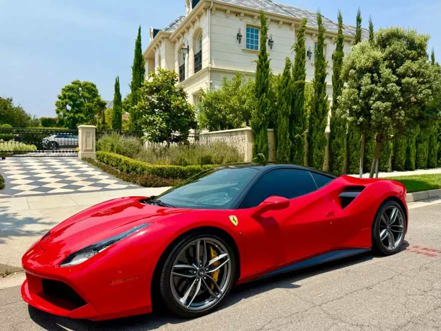 2016 Ferrari 488 GTB photo 1