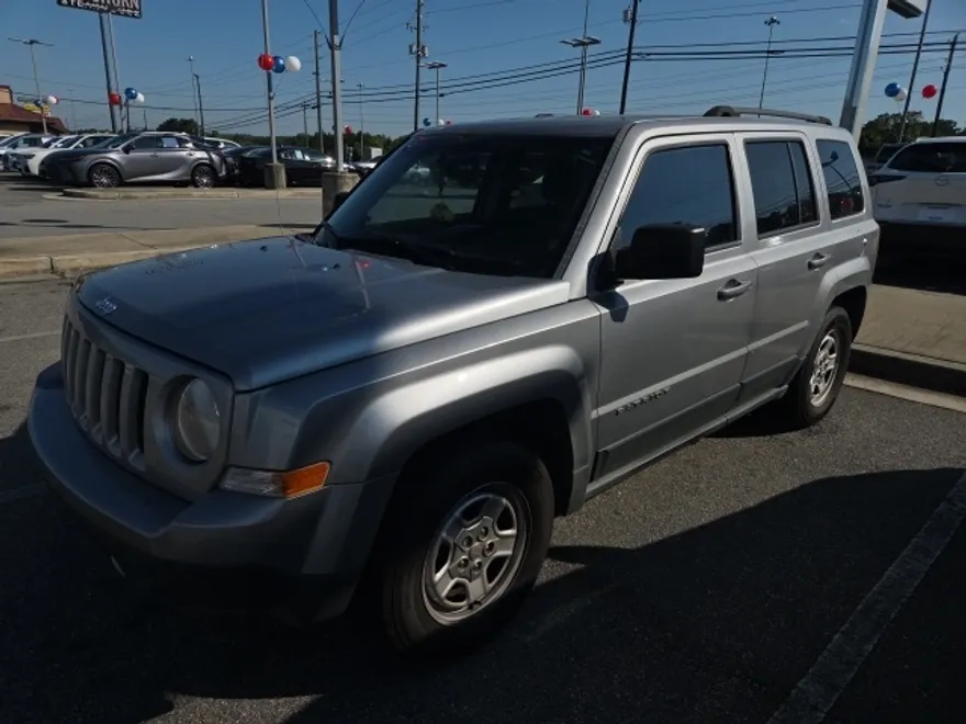 2016 Jeep Patriot Sport photo 1