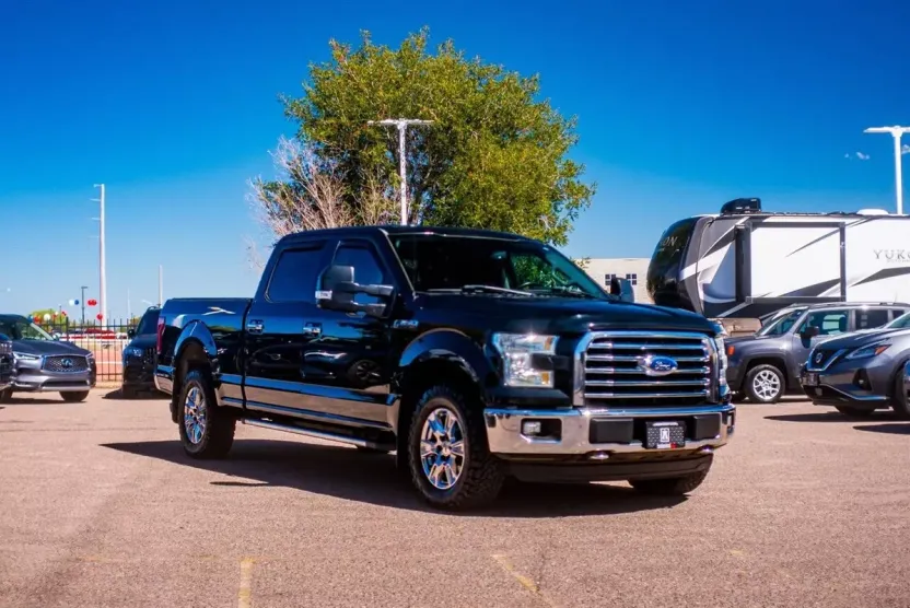 2015 Ford F-150 XLT photo 1