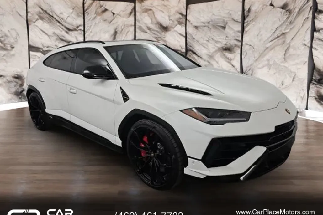 2024 Lamborghini Urus S photo 1