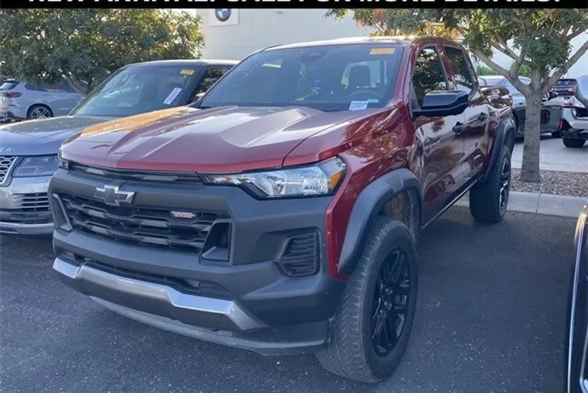 2023 Chevrolet Colorado Trail Boss photo 1