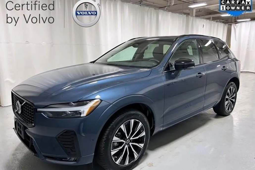 2024 Volvo XC60 B5 Plus photo 1