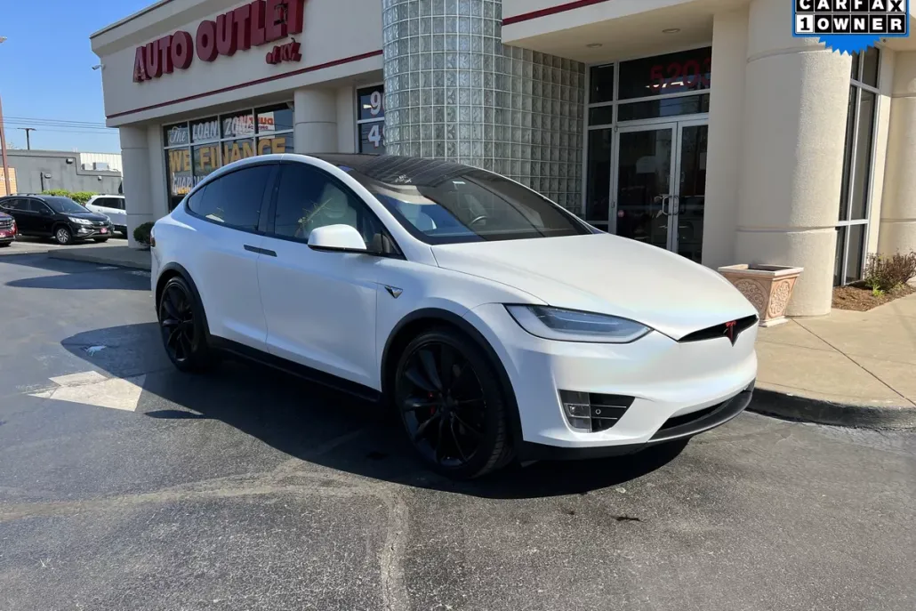 2019 Tesla Model X Performance photo 1
