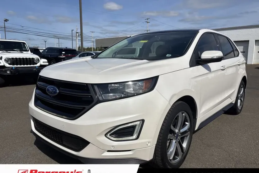 2015 Ford Edge Sport photo 1