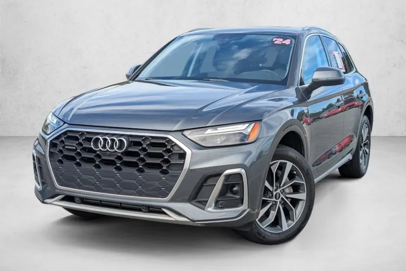 2024 Audi Q5 45 S line Premium photo 1