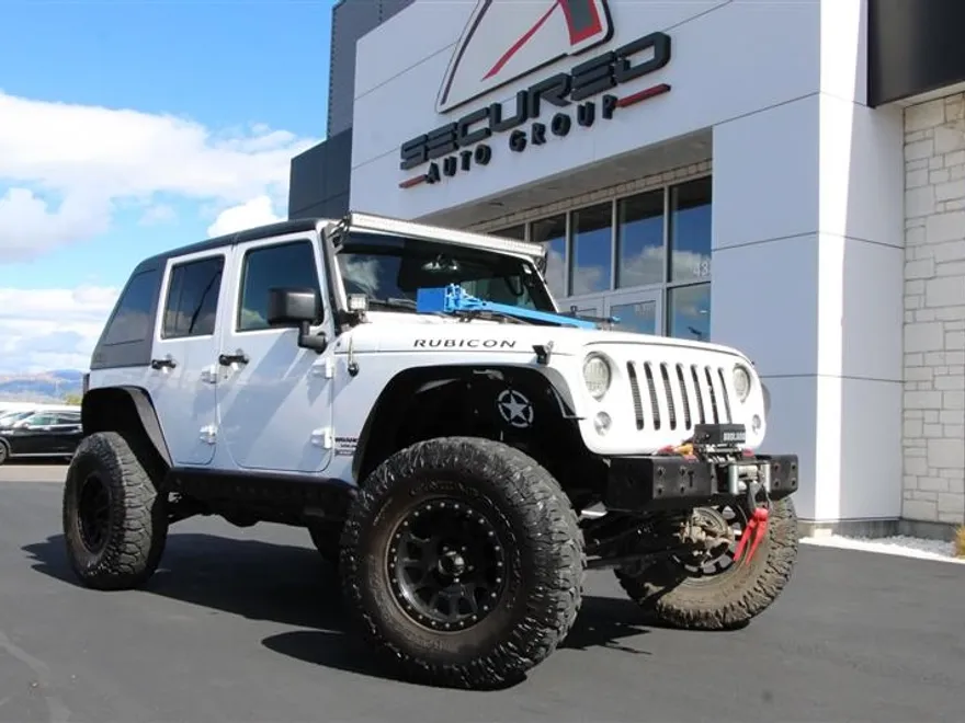 2016 Jeep Wrangler Unlimited Rubicon photo 1