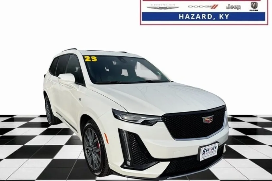 2023 Cadillac XT6 Sport photo 1