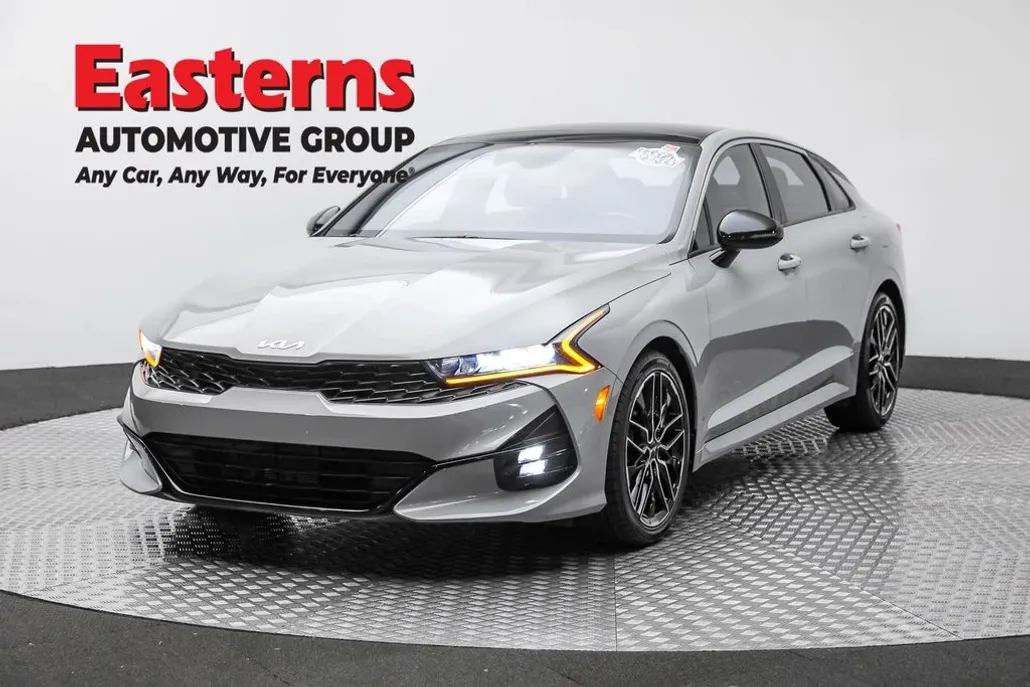 2024 Kia K5 GT photo 1