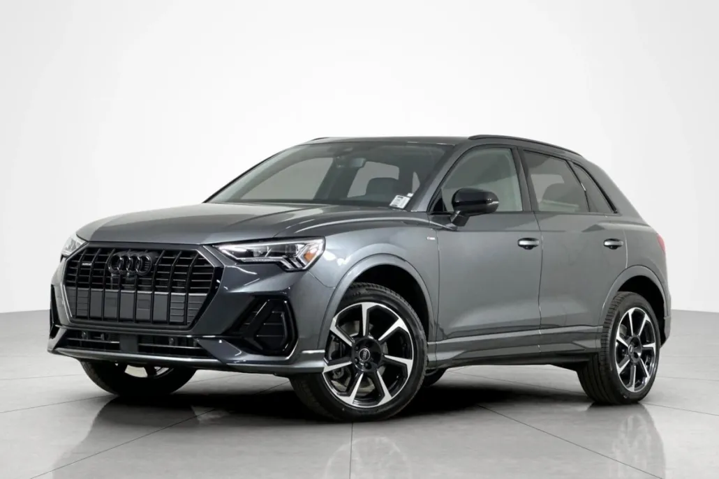 2025 Audi Q3 S line Premium Plus 45 TFSI photo 1