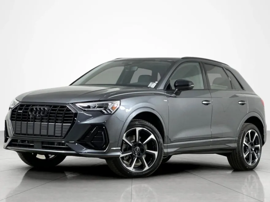 2025 Audi Q3 S line Premium Plus 45 TFSI photo 1