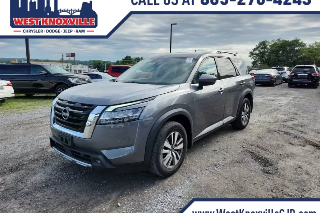 2022 Nissan Pathfinder SL photo 1