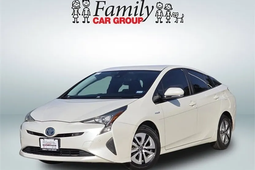2018 Toyota Prius One Two photo 1