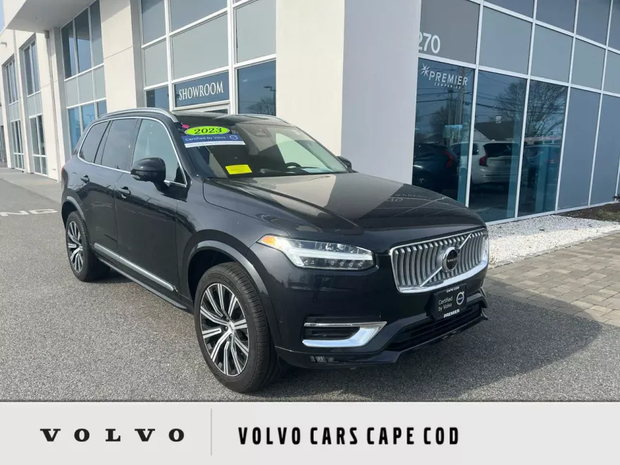 2024 Volvo XC90 Plus photo 1