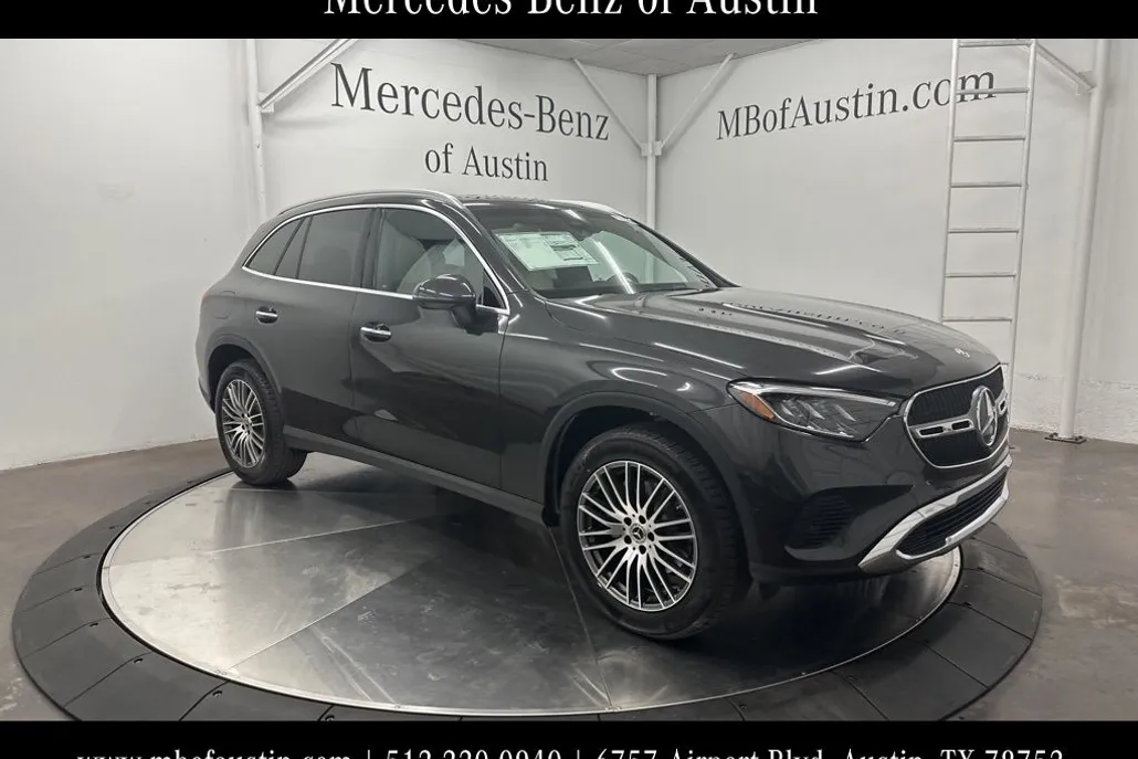 2026 Mercedes Benz GLC 300 photo 1
