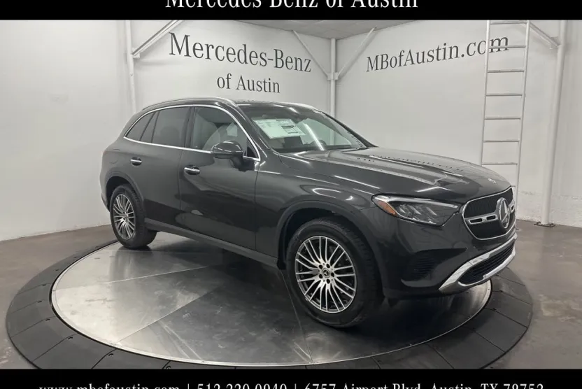 2026 Mercedes Benz GLC 300 photo 1