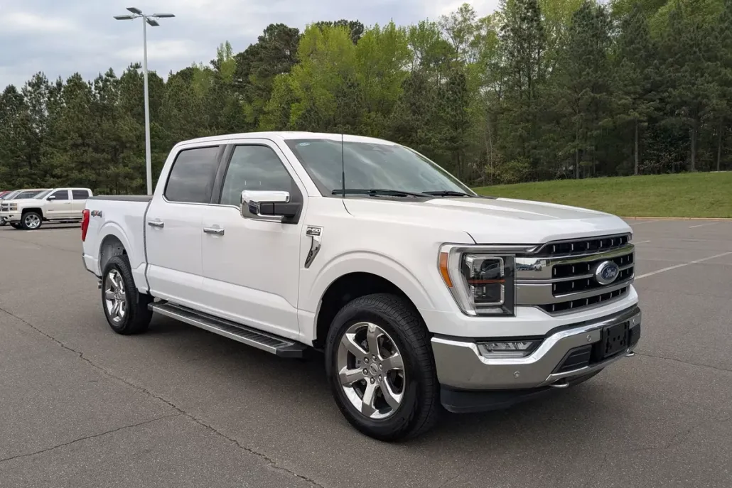 2023 Ford F-150 Lariat photo 1