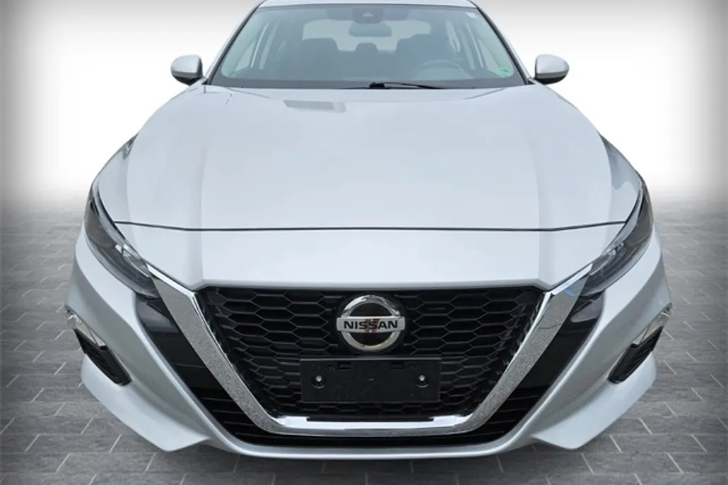 2022 Nissan Altima 2.5 S photo 1