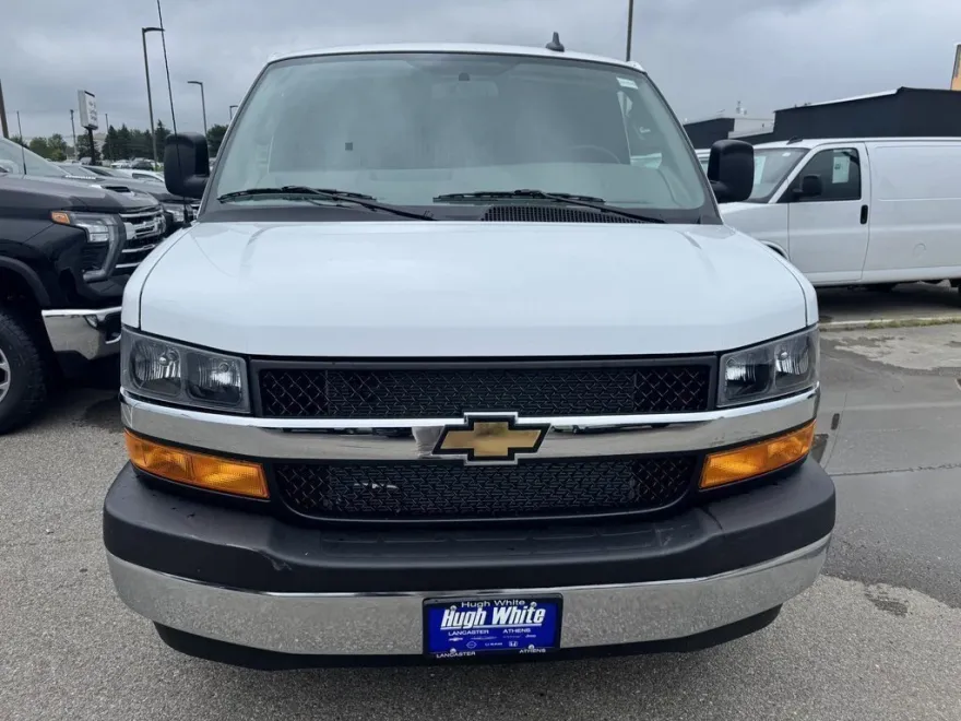 2025 Chevrolet Express Cargo Van photo 1