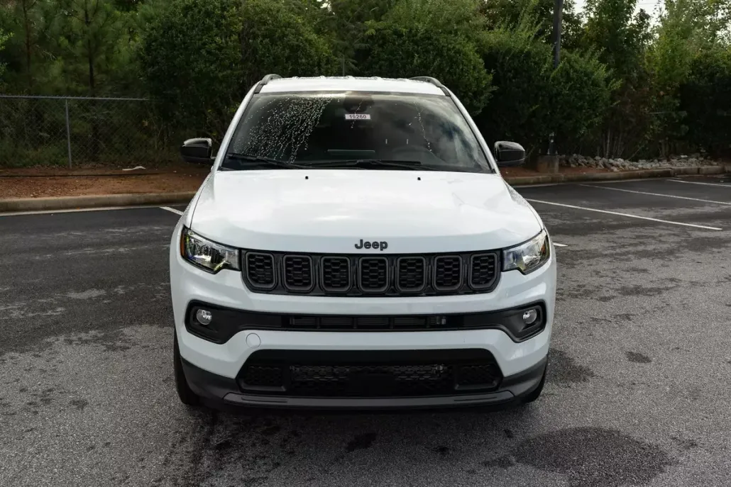 2026 Jeep Compass Latitude photo 1