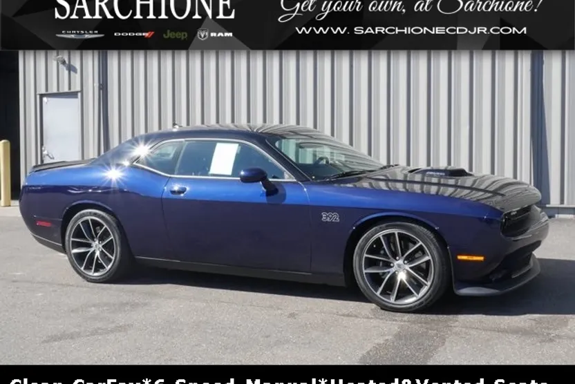 2017 Dodge Challenger R/T 392 photo 1