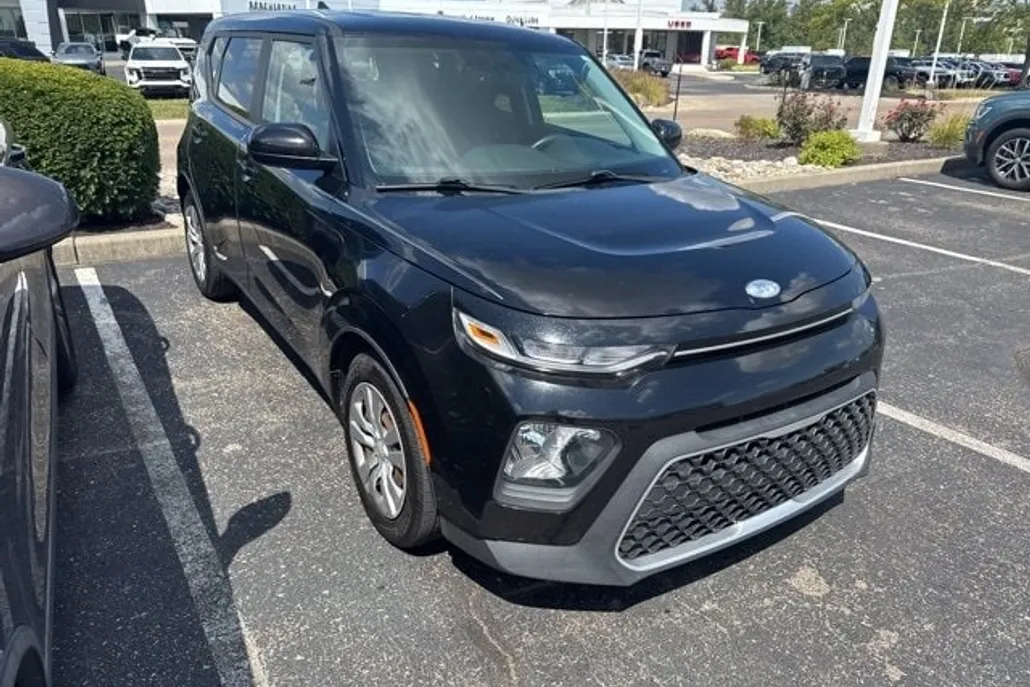 2020 Kia Soul LX photo 1