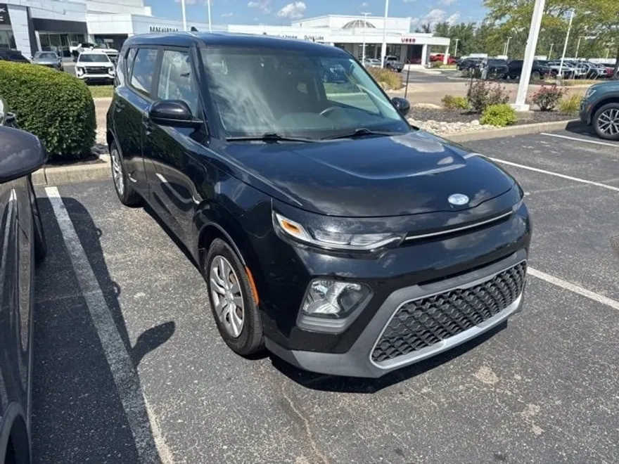 2020 Kia Soul LX photo 1