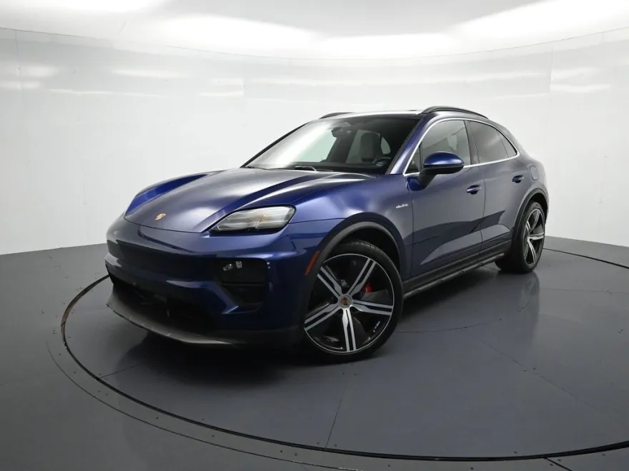 2025 Porsche Macan Electric photo 1