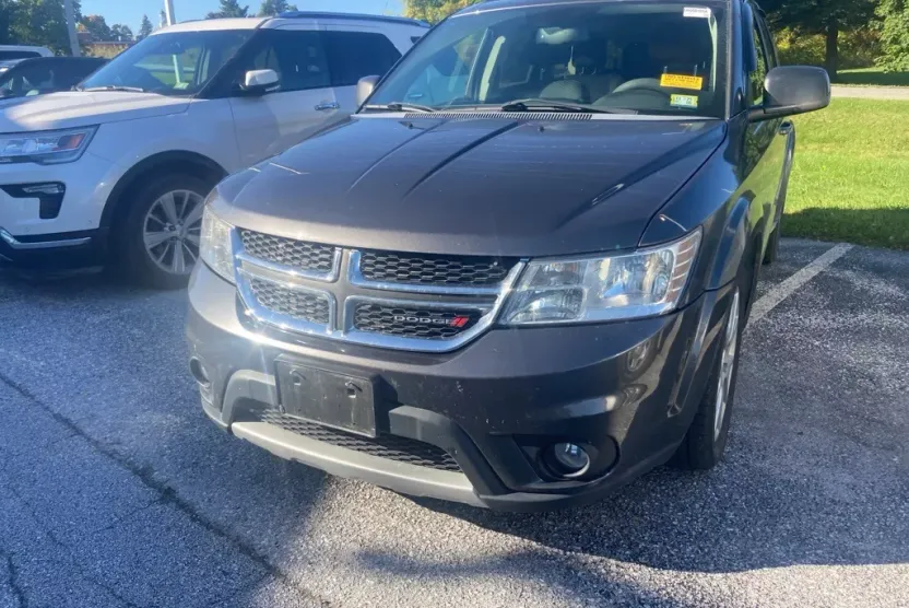 2016 Dodge Journey SXT photo 1