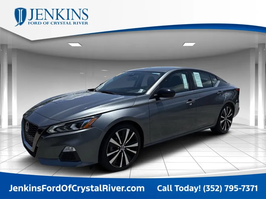 2021 Nissan Altima 2.5 SR photo 1