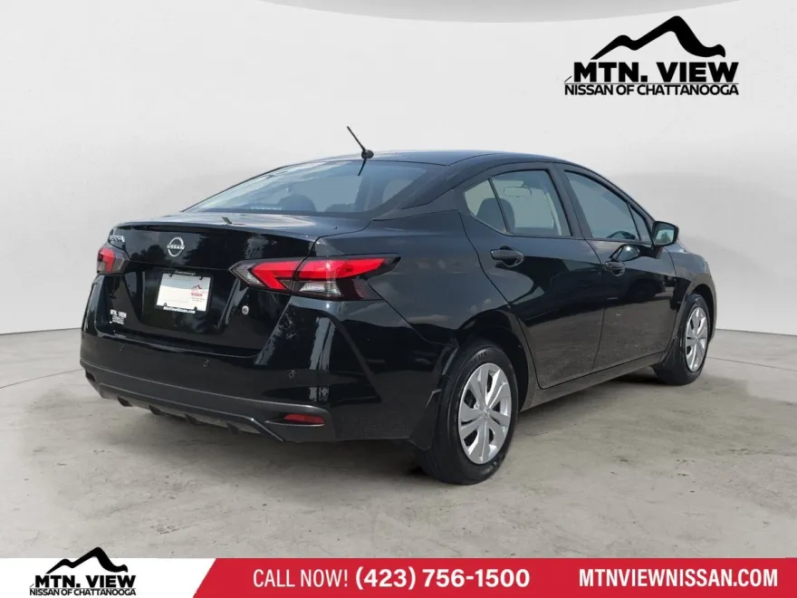 2024 Nissan Versa S photo 1