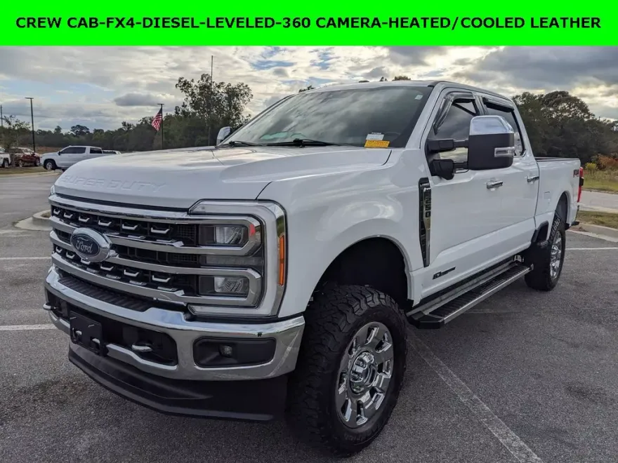 2023 Ford F-250 Lariat photo 1